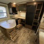 2018 KEYSTONE RV COUGAR X-LITE 33MLS full