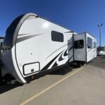 2025 VENTURE RV SPORTTREK TOURING EDITION STT292VRB full