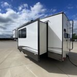 2025 KEYSTONE RV ARCADIA SUPER LITE 242SLMD full