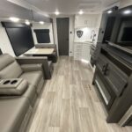 2025 VENTURE RV STRATUS SR261VRB full