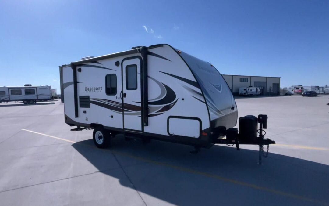 2018 KEYSTONE RV PASSPORT 175BH