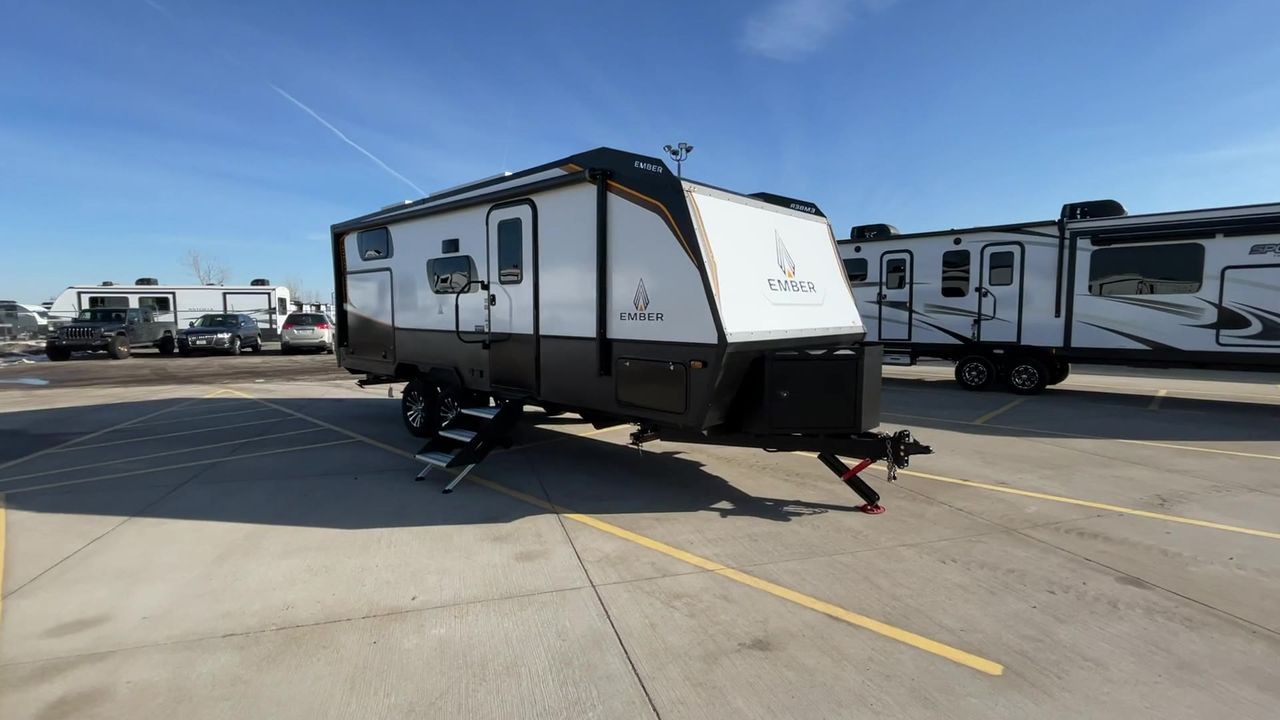 2025 EMBER OVERLAND 221MSL