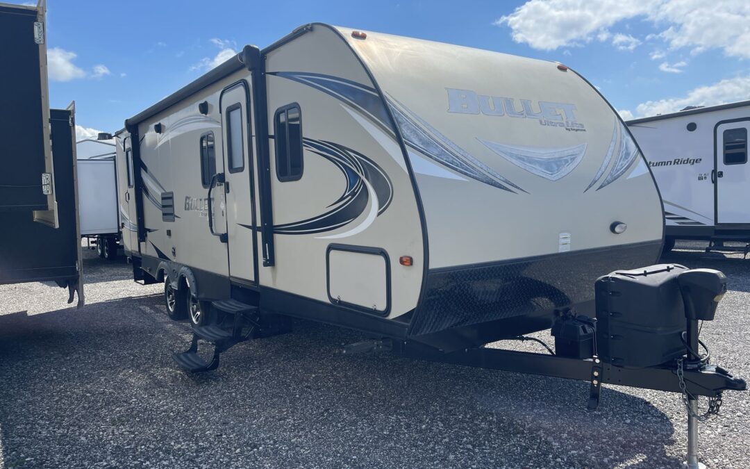 2017 KEYSTONE RV BULLET 272BHS