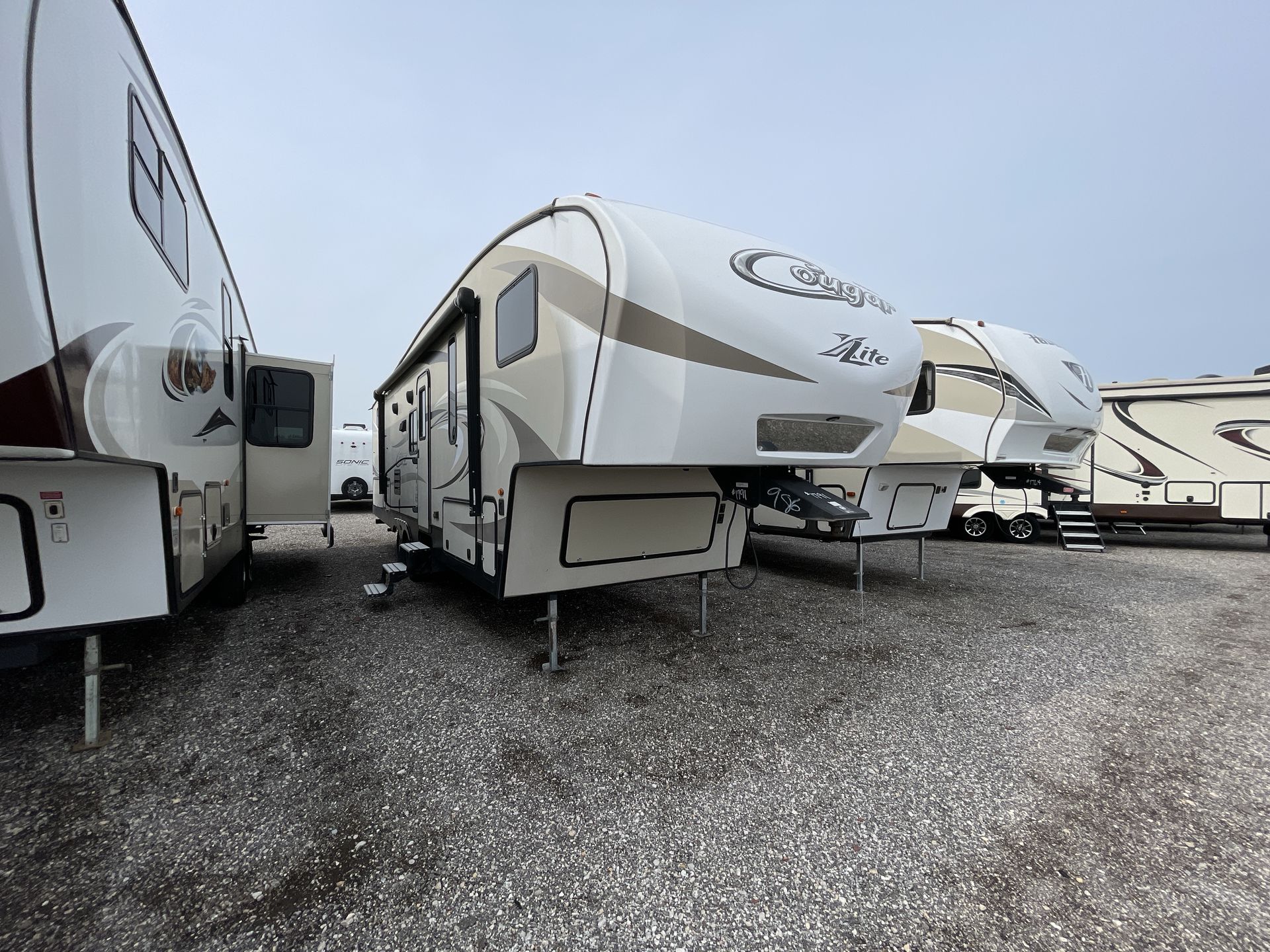 2017 KEYSTONE RV COUGAR 28RDB