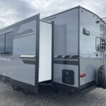 2025 VENTURE RV STRATUS SR241VRK full