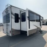 2020 KEYSTONE RV MONTANA 3121RL full