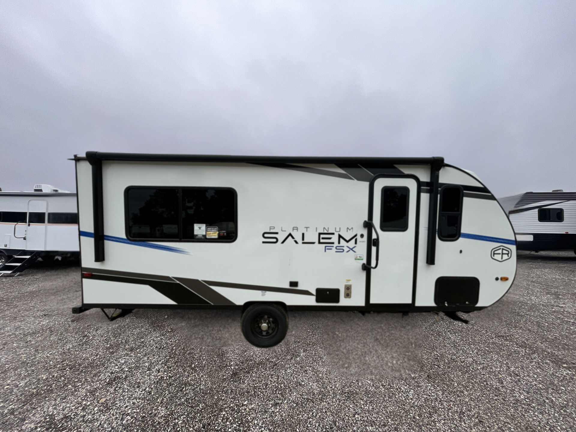 2025 FOREST RIVER SALEM FSX PLATINUM 178BHSKX