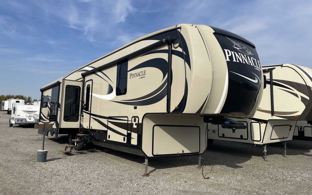 2017 JAYCO PINNACLE 36FBTS