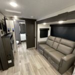 2025 VENTURE RV STRATUS SR262VFK full