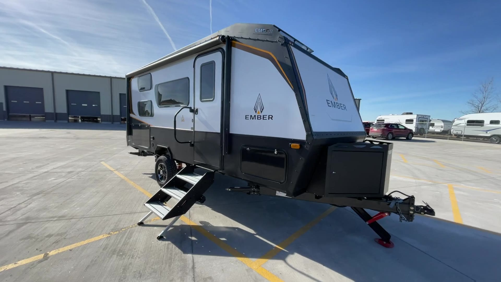 2022 EMBER OVERLAND 190MDB